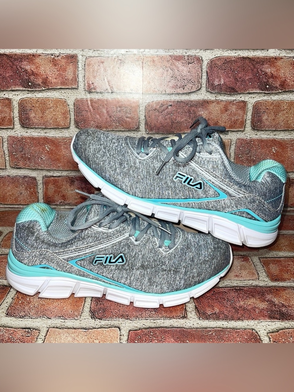 Pre-Owned Fila Memory Vernato Heather Gray Athletic Running Shoes Size 11